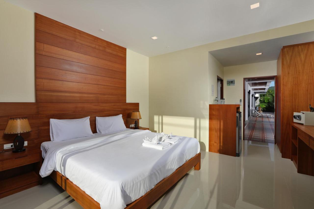 Gamers Paradise Hotel 찰롱 외부 사진