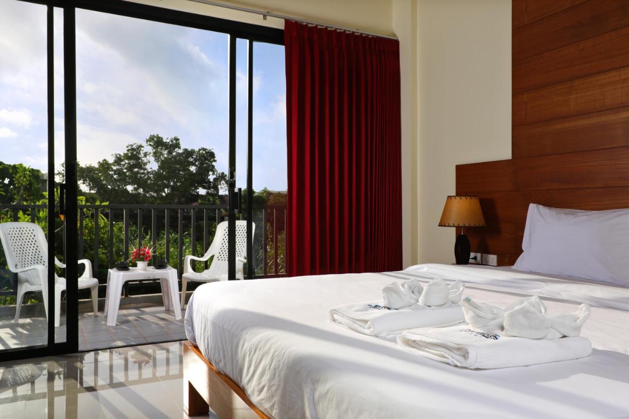 Gamers Paradise Hotel 찰롱 외부 사진