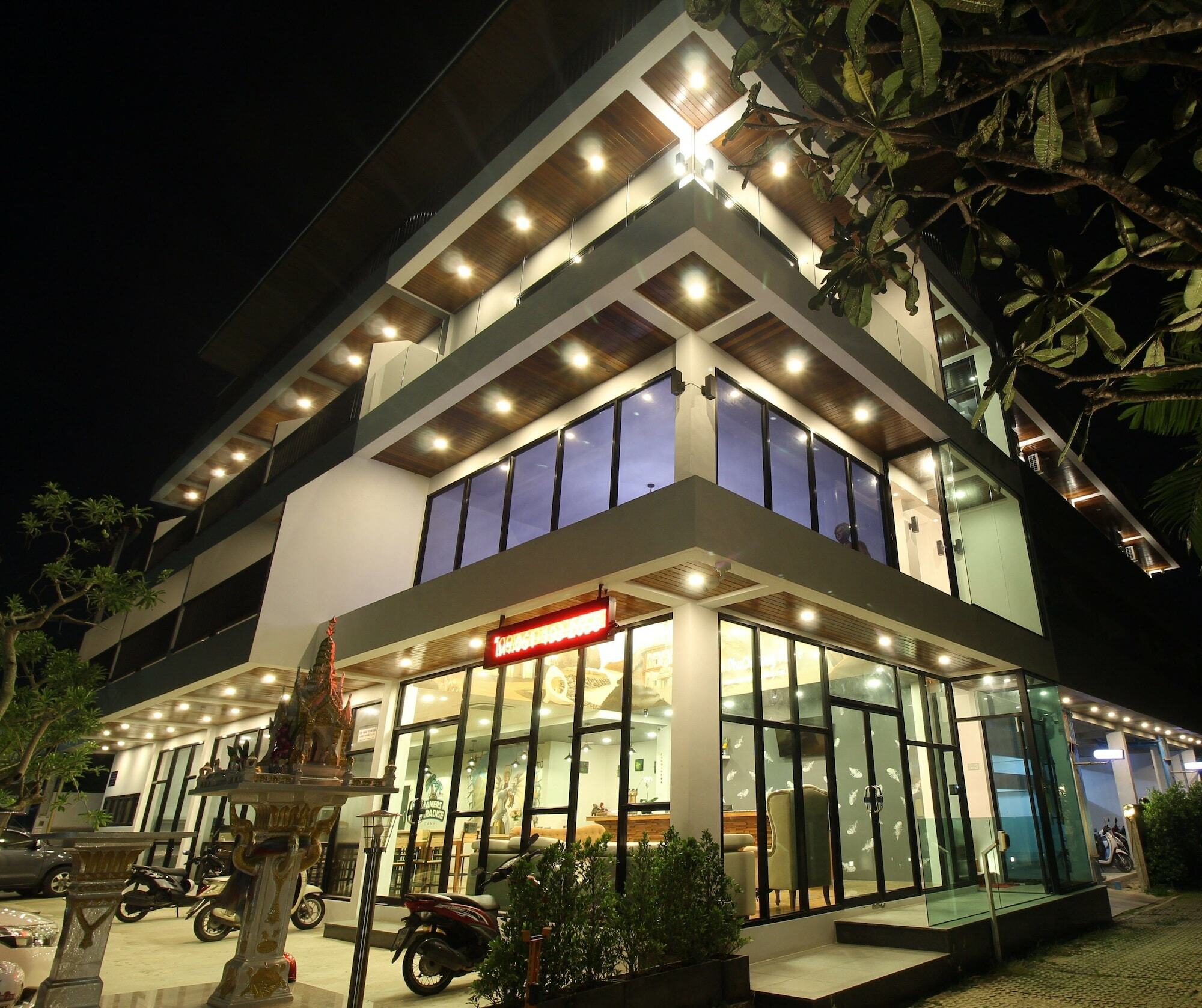 Gamers Paradise Hotel 찰롱 외부 사진